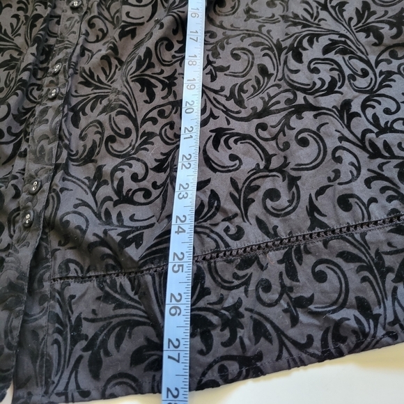 Ecologie Pintucked Button Front Tunic Top in Black Plus Size 3X - Picture 12 of 13